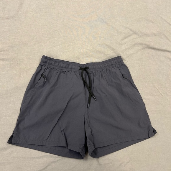 Men's Gray Shorts - Picture 1 of 3